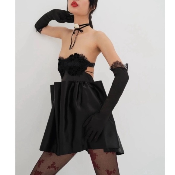 NWT For Love & Lemons Virginia Satin Lace Babydoll Strapless Dress with Gloves M - Picture 16 of 16